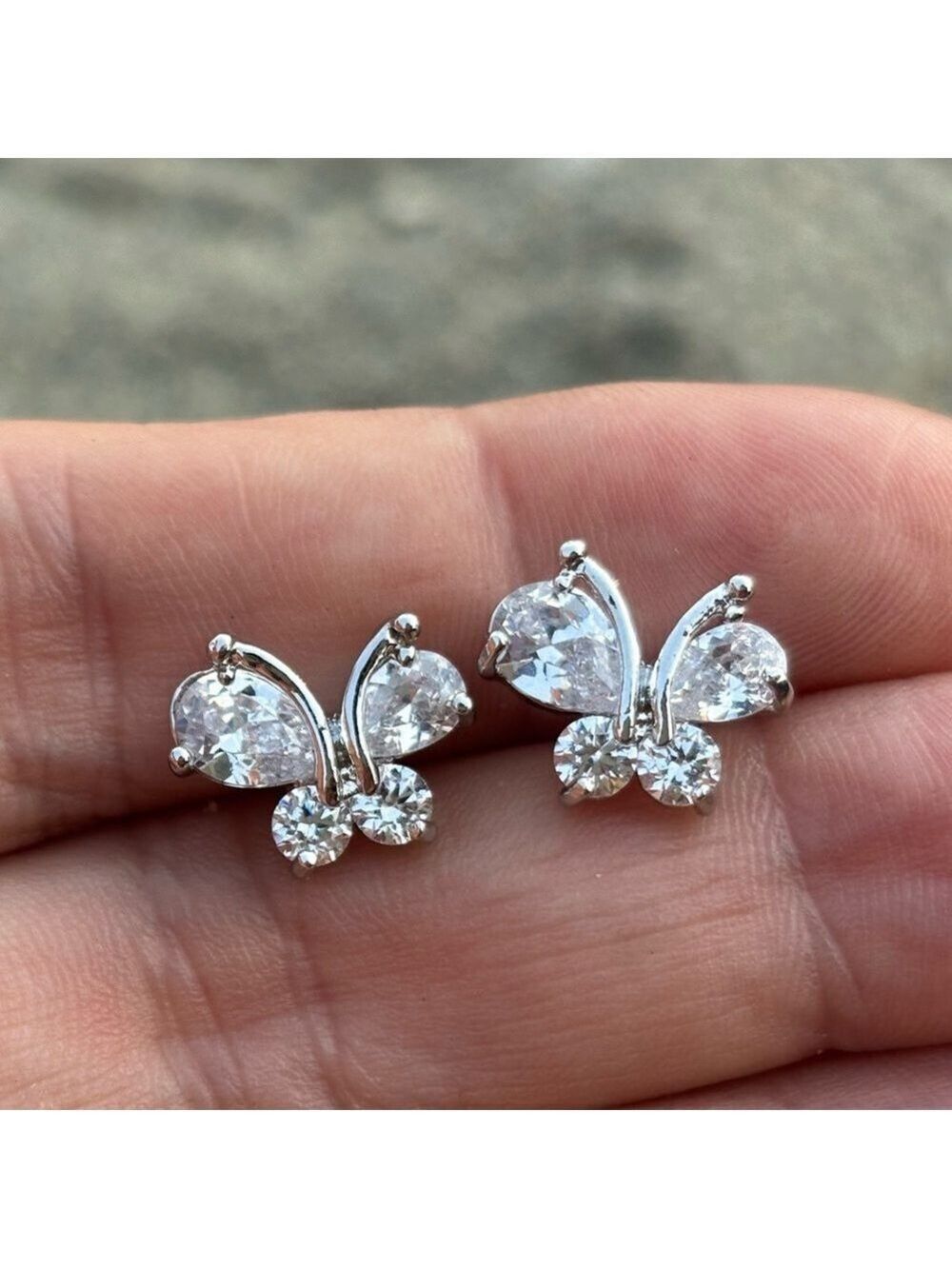 NWOT Cubic Zirconia Silver Sparkly Gorgeous Butterfly 🦋 Stud Earrings Girls